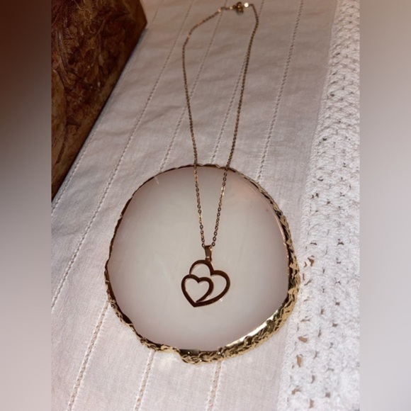 Women’s rose gold Stainless steel necklace double Hearts pendant - Picture 2 of 9